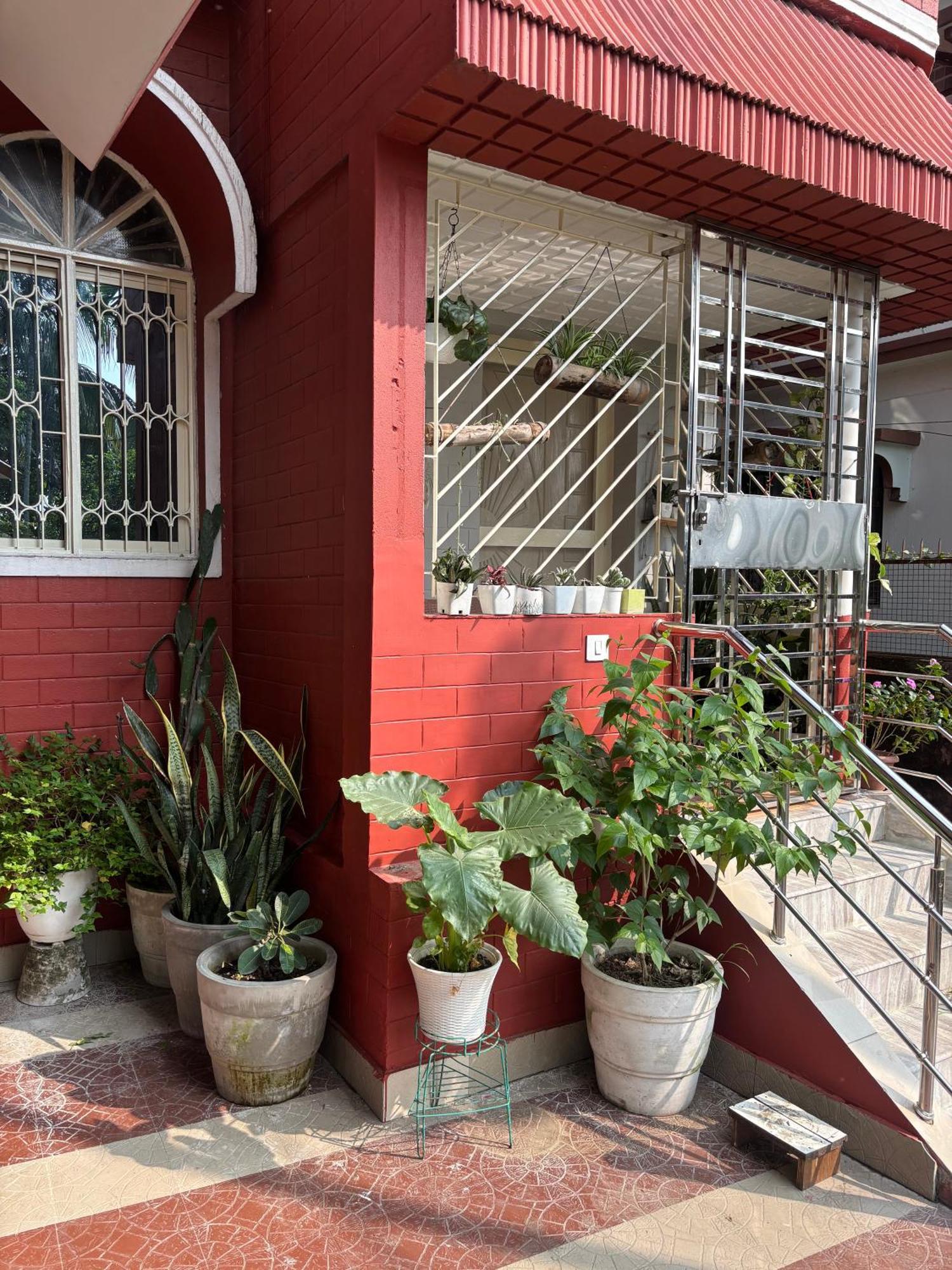 Newa House Homestay Siliguri Bagian luar foto